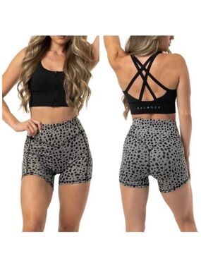 Balance Athletica Vitality Ascend biker shorts in a grey leopard print.